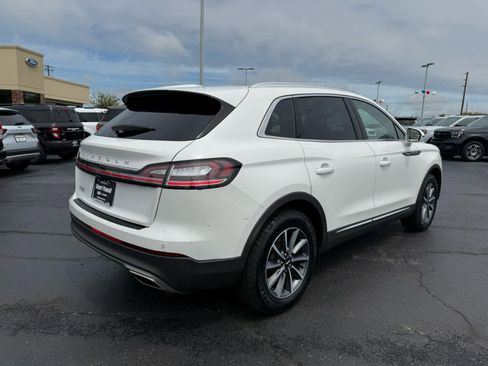 Used 2022 Lincoln Nautilus FWD image 19