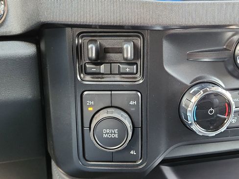 New 2026 Ford F350 4x4 Crew Cab DRW Super Duty image 14