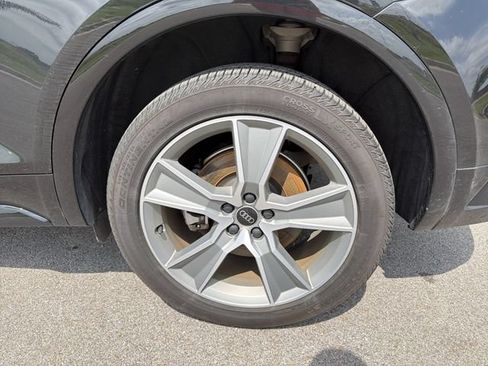 Used 2025 Audi Q5 2.0T Premium AWD/4WD image 25