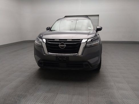 Used 2022 Nissan Pathfinder SV image 15