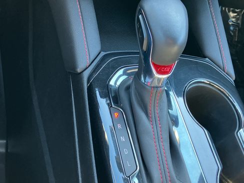 Used 2022 Chevrolet Blazer RS image 11