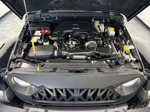 Used 2021 Jeep Wrangler Unlimited Sahara image 26