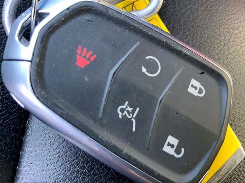 Used 2020 Cadillac XT4 Sport w/ Driver Awareness Package image 14