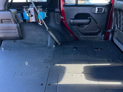 Used 2021 Jeep Wrangler Unlimited Rubicon image 22