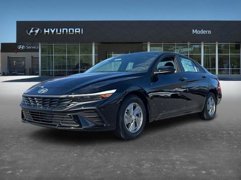 New 2026 Hyundai Elantra SE w/ Cargo Package image 1
