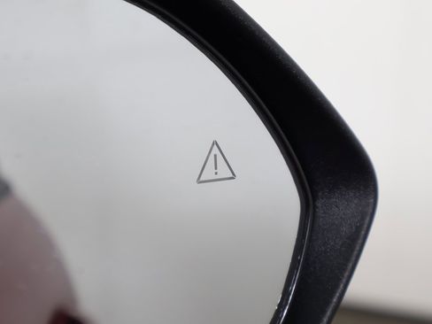 Used 2025 Kia K4 EX image 33