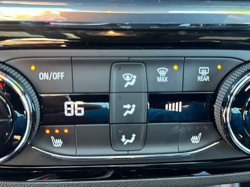 Used 2025 Buick Envista Sport Touring w/ Convenience I Package image 22