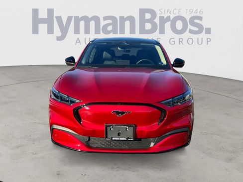 Used 2024 Ford Mustang Mach-E Premium image 9