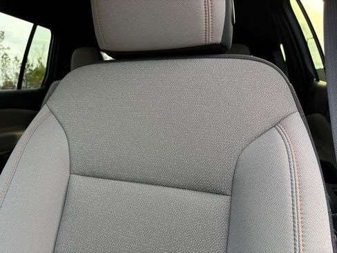 New 2025 Chevrolet Traverse LT w/ Enhanced Driving Package image 15