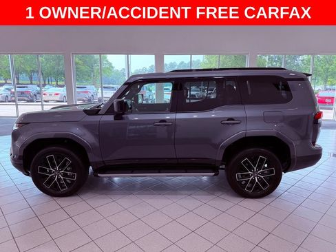 Certified 2024 Lexus GX 550 w/ Cold Area Package AWD/4WD image 4