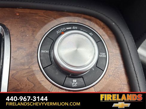 Used 2024 Nissan Armada SL image 23