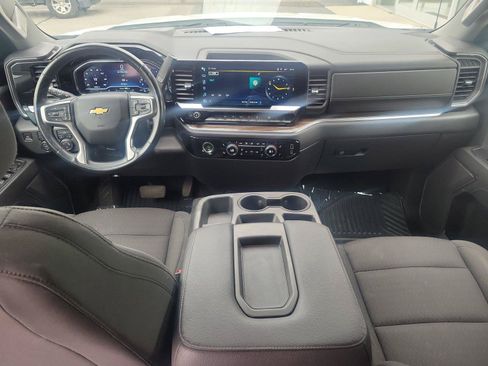Used 2023 Chevrolet Silverado 1500 LT AWD/4WD image 11