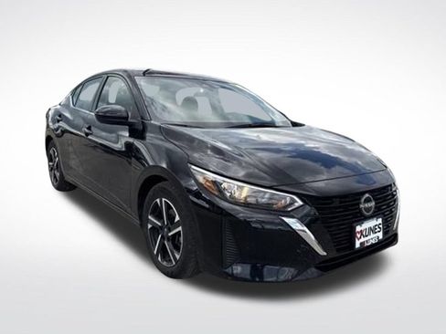 Used 2024 Nissan Sentra SV FWD image 6