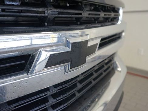 Used 2020 Chevrolet Silverado 1500 LT image 19