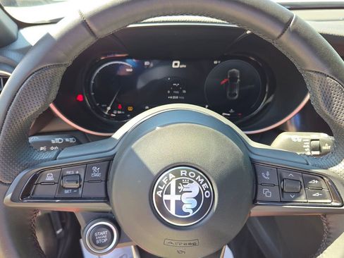 Used 2024 Alfa Romeo Giulia Ti w/ Performance Driving Package AWD/4WD image 22