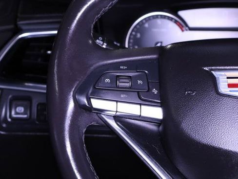 Used 2021 Cadillac XT6 Luxury FWD image 18