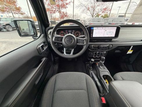 Certified 2024 Jeep Wrangler Sahara image 20