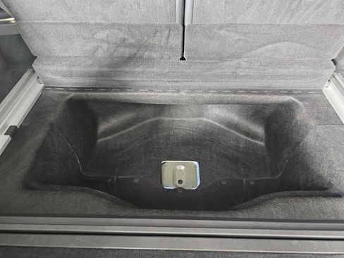 Used 2023 Rivian R1S Adventure image 26