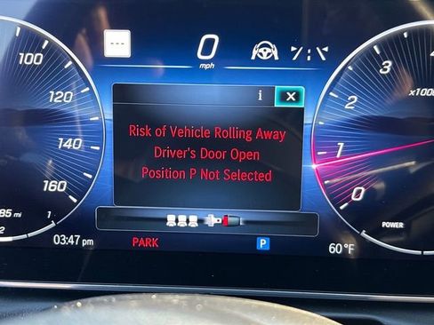 Used 2024 Mercedes-Benz C 300 4MATIC Sedan image 15