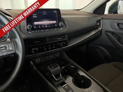 Used 2023 Nissan Rogue S AWD/4WD image 33