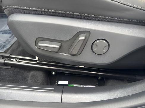 Used 2023 Kia Niro Wave w/ Wave Preserve Package image 10