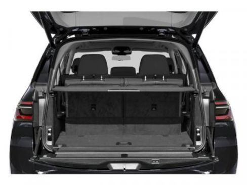 Used 2023 BMW X7 M60i image 14