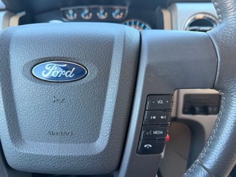 Used 2014 Ford F150 Lariat w/ Lariat Chrome Package image 15