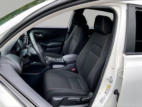 Used 2023 Honda HR-V Sport image 17