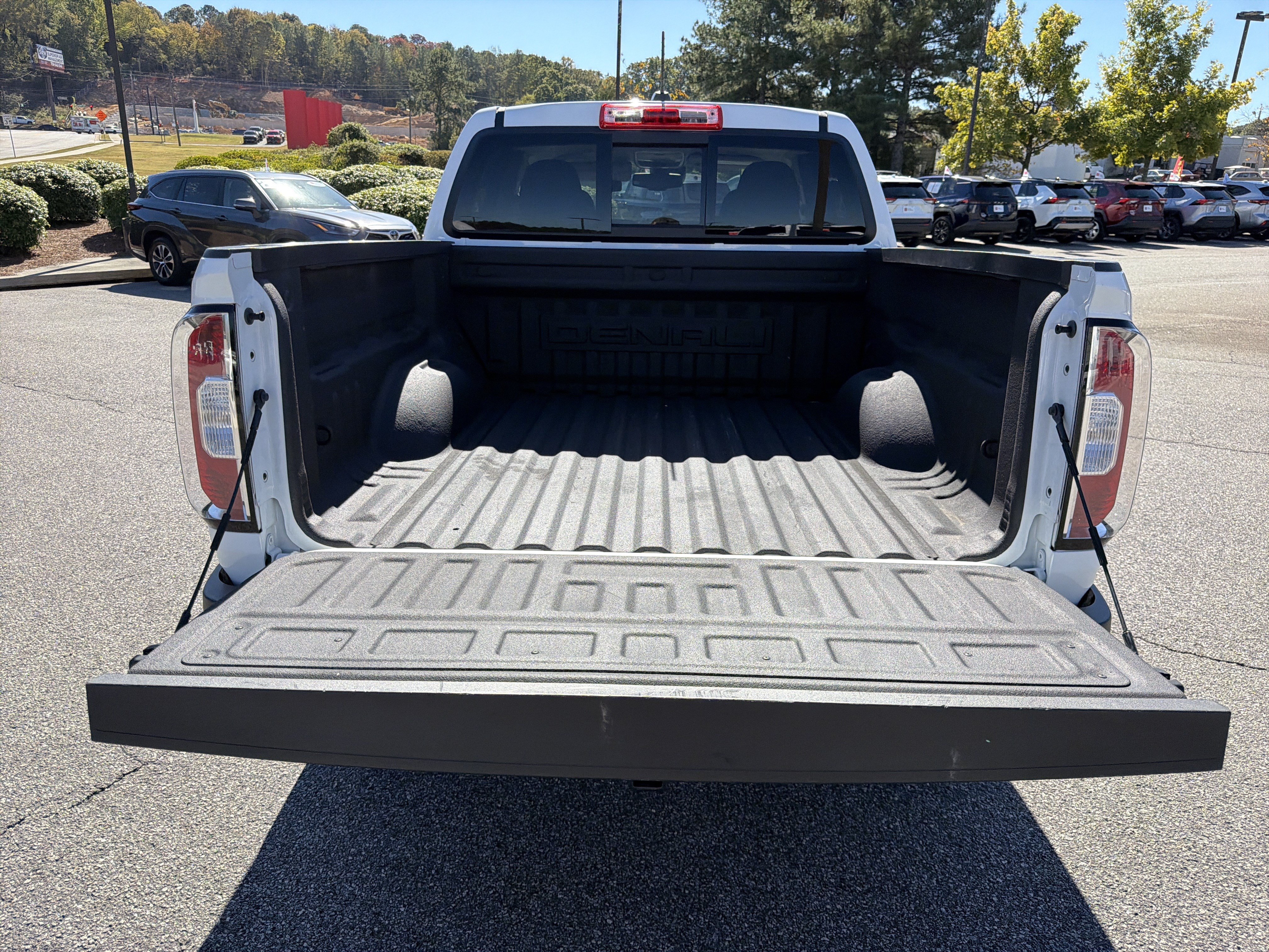 Used 2021 GMC Canyon Denali RWD image 28