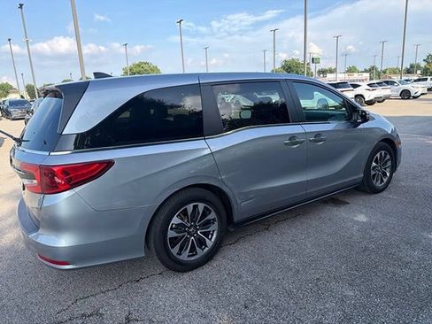 Used 2022 Honda Odyssey EX-L image 16