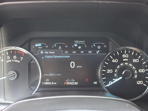 Used 2019 Ford F150 Platinum w/ Equipment Group 701A Luxury AWD/4WD image 14
