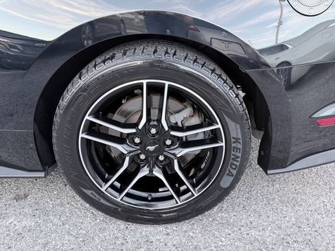 Used 2019 Ford Mustang GT RWD image 10