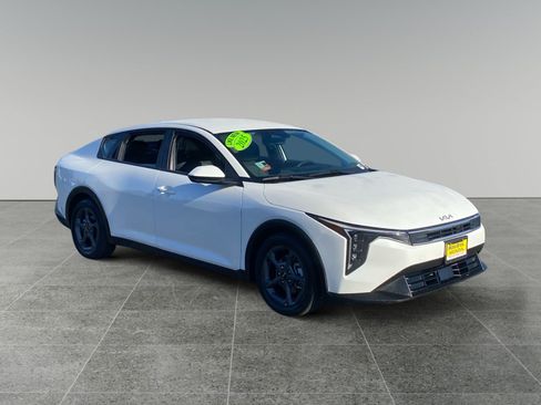 Used 2025 Kia K4 FWD image 7