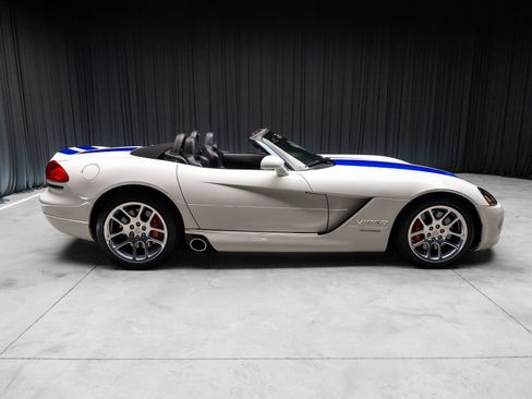 Used 2005 Dodge Viper SRT-10 RWD image 13