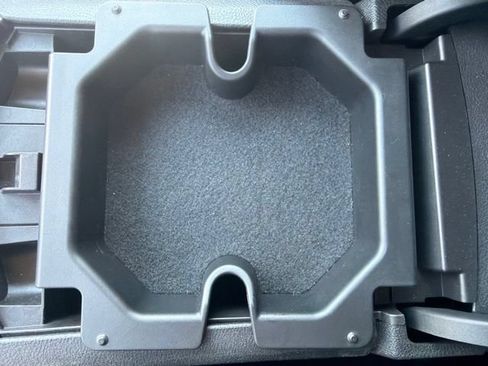 Used 2020 Ford Edge SEL FWD image 36