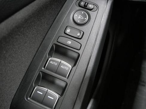 Used 2025 Honda Civic Sport image 13