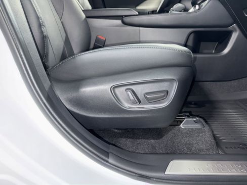 New 2026 Toyota Grand Highlander AWD Hybrid image 11