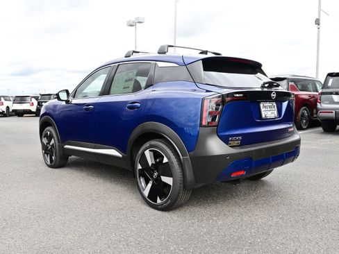 New 2026 Nissan Kicks SR w/ SR Premium Package image 6