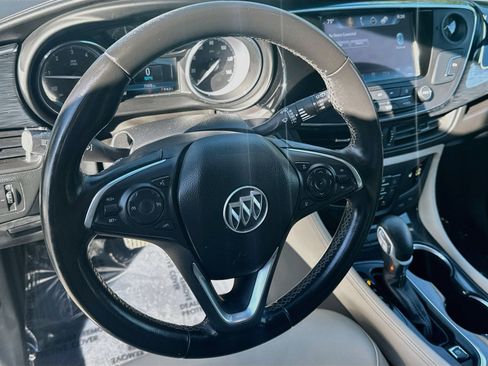 Used 2018 Buick Envision Preferred AWD/4WD image 17