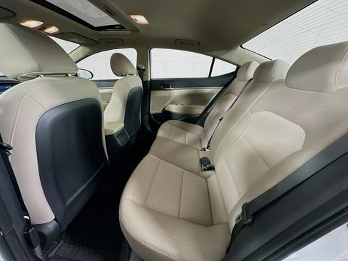 Used 2020 Hyundai Elantra Value Edition w/ Winter Weather Package FWD image 27