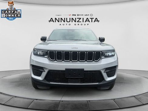 Used 2025 Jeep Grand Cherokee Laredo X w/ Luxury Tech Group I AWD/4WD image 8