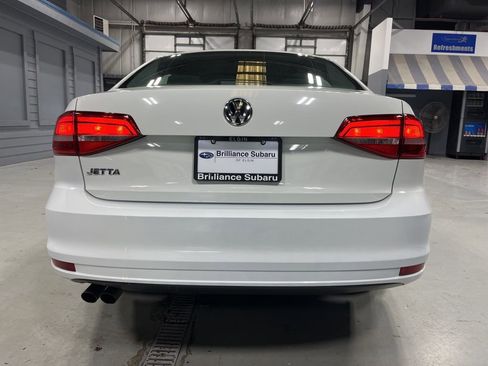 Used 2015 Volkswagen Jetta S image 7