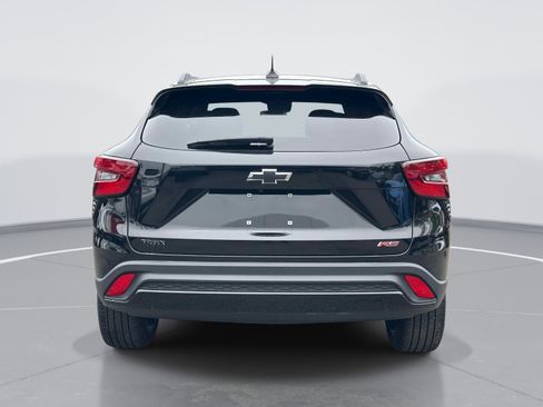 Used 2024 Chevrolet Trax RS w/ Driver Confidence Package FWD image 6
