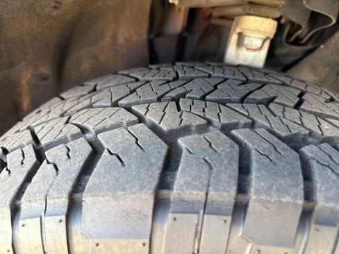 Used 2020 Jeep Grand Cherokee Altitude image 28