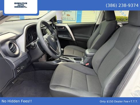 Used 2017 Toyota RAV4 LE FWD image 18