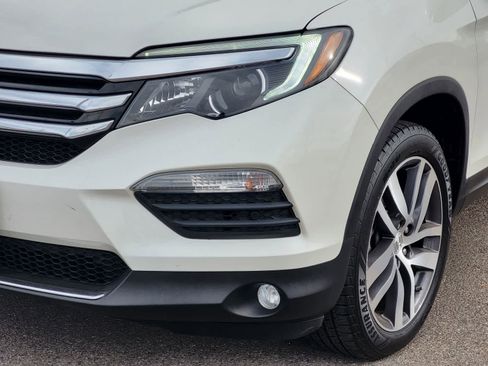 Used 2018 Honda Pilot Touring image 8