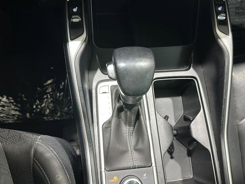 Used 2022 Kia Sorento S w/ Panoramic Sunroof Package image 16