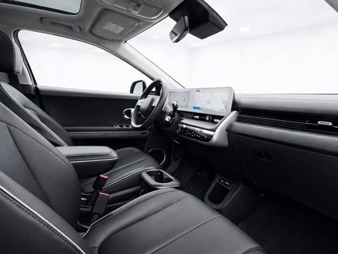Used 2024 Hyundai Ioniq 5 Limited AWD/4WD image 13