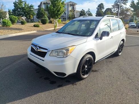 Used 2015 Subaru Forester 2.5i w/ Alloy Wheel Package AWD/4WD image 7