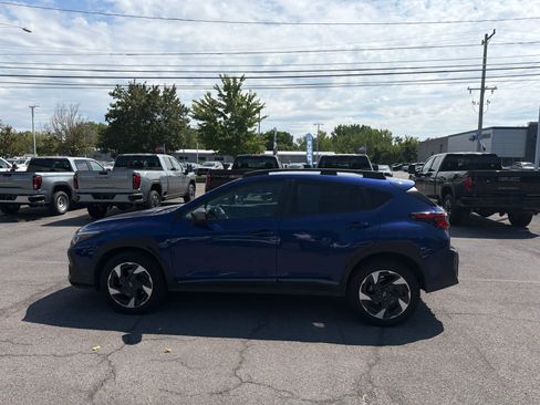 Used 2024 Subaru Crosstrek 2.5i Limited AWD/4WD image 35